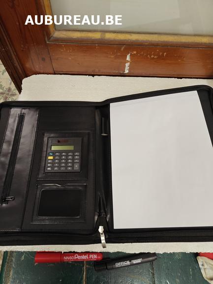 Porte bloc avec calculatrice