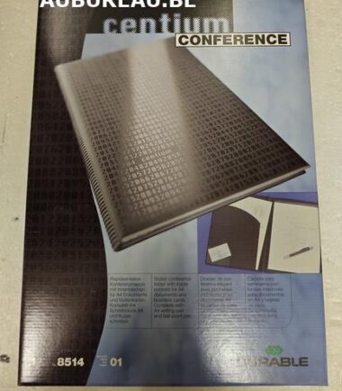 Dossier de conférence avec pochettes intérieures pour documents A4 et cartes de visite.
Livré complet avec bloc A4 et stylo.