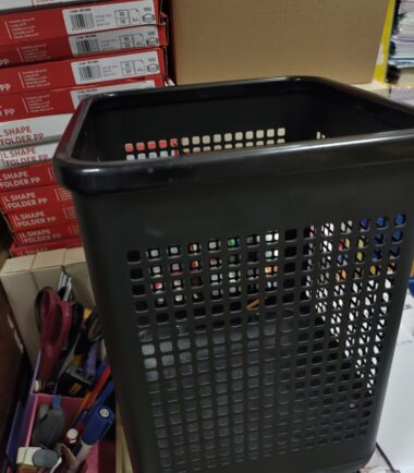 Poubelle noire NEOLT